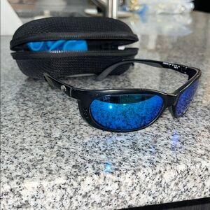 Costa Fathom - Polarized - Black w Blue
